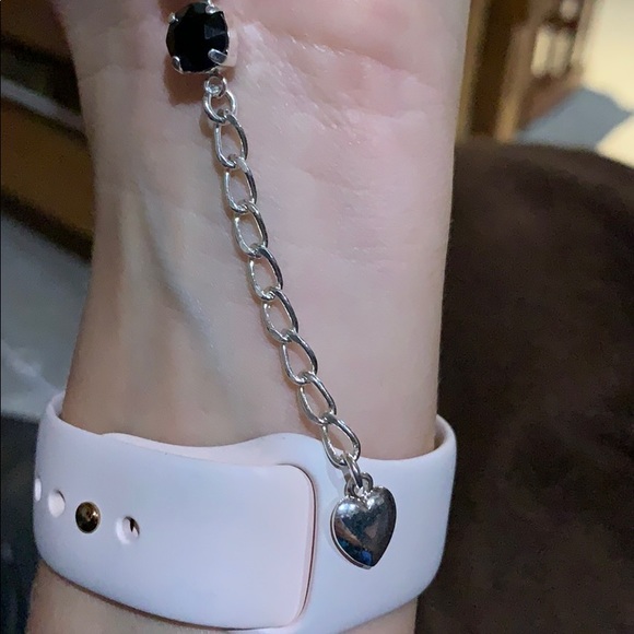 Minnie-inspired crystal bracelet - Picture 3 of 3